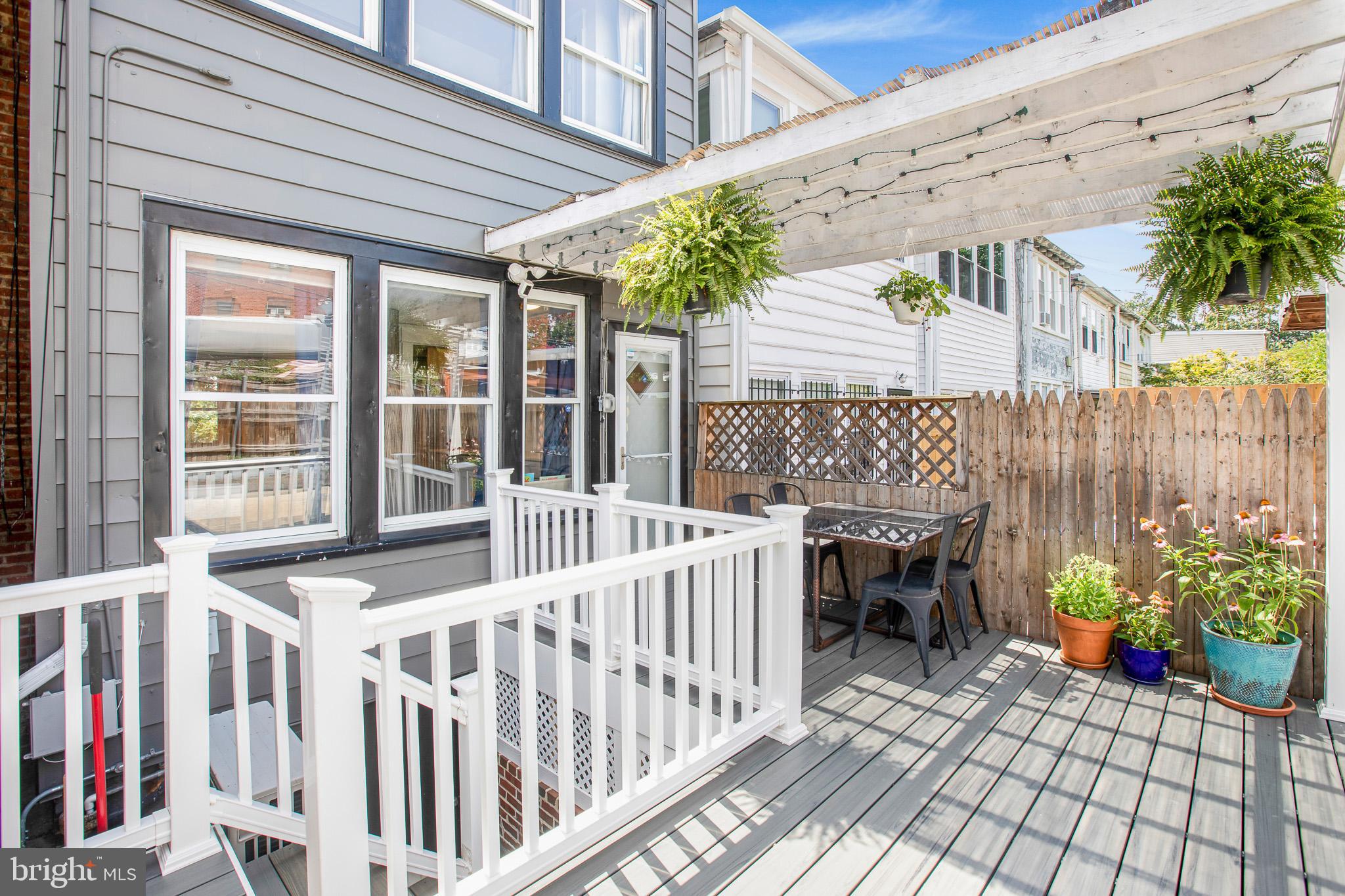 330 CHANNING STREET NE