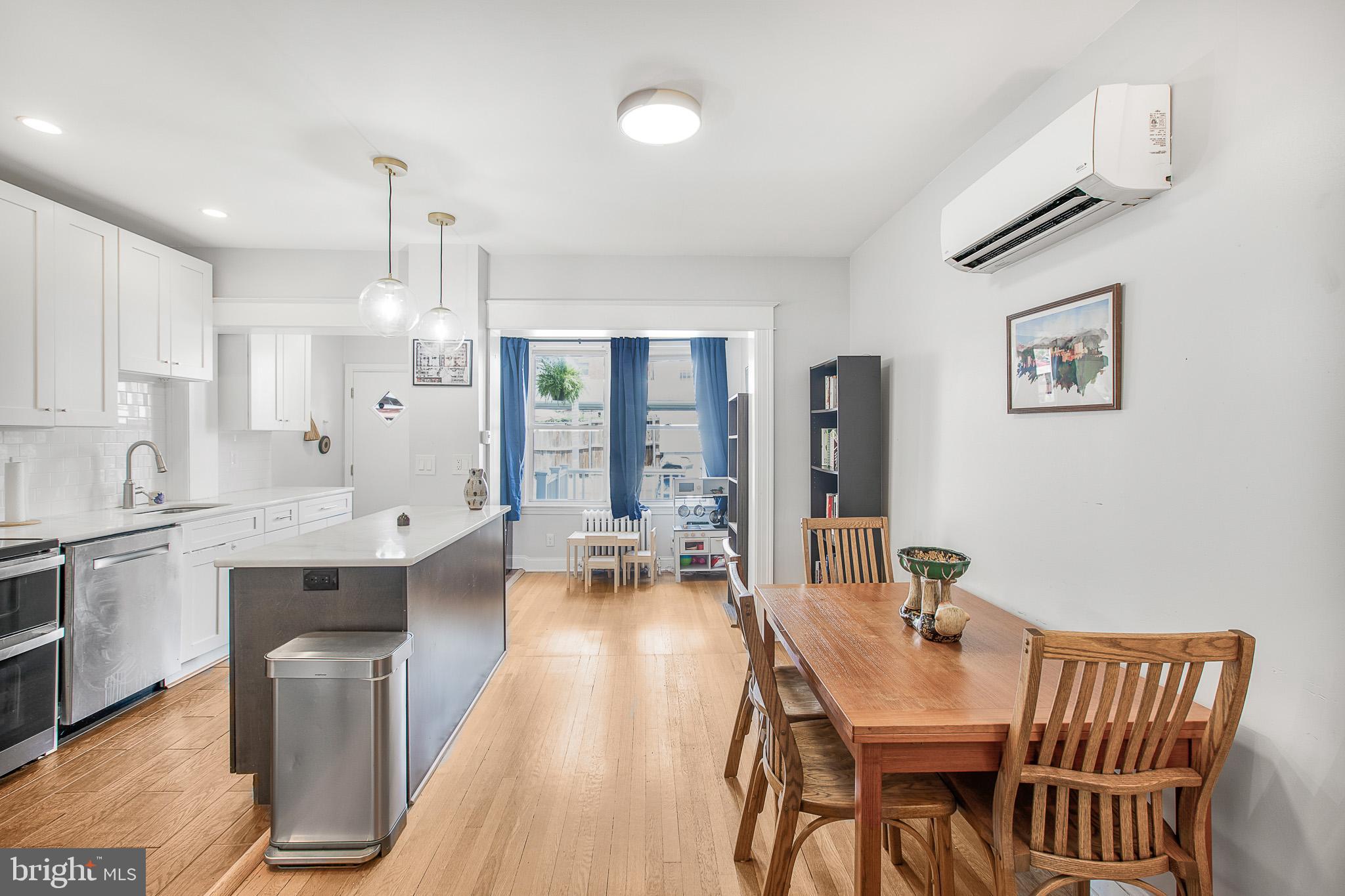 330 CHANNING STREET NE