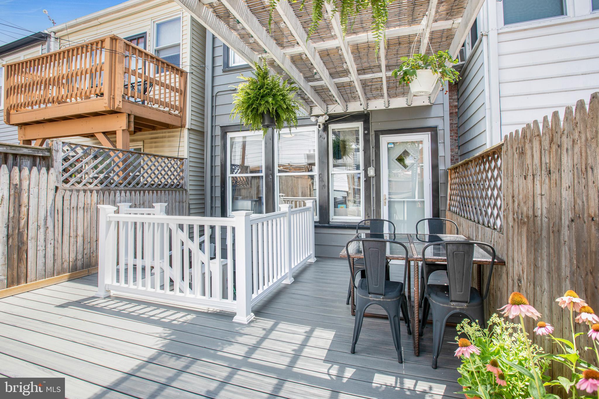 330 CHANNING STREET NE