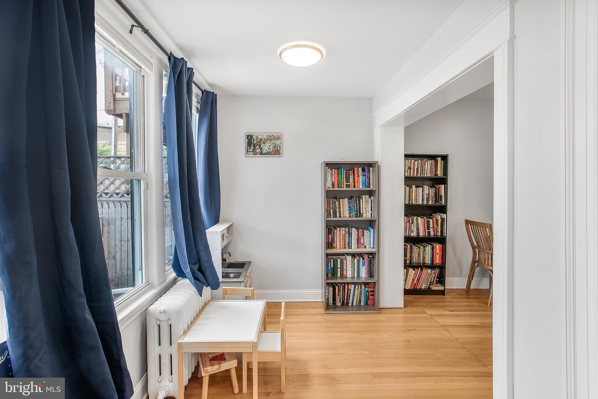 330 CHANNING STREET NE