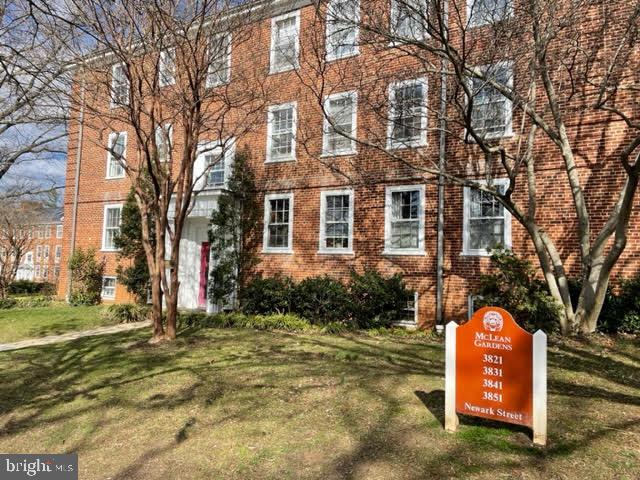 3841 NEWARK STREET NW D454