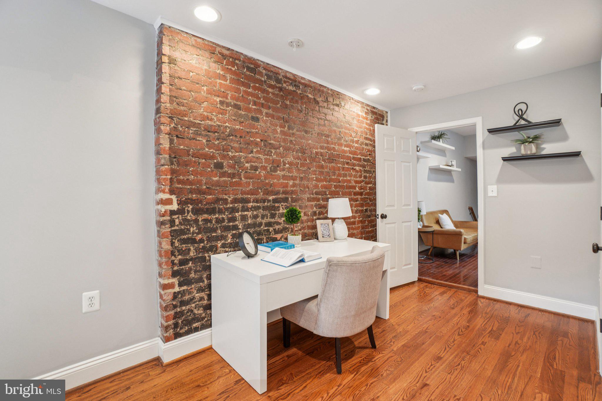 728 MARYLAND AVENUE NE