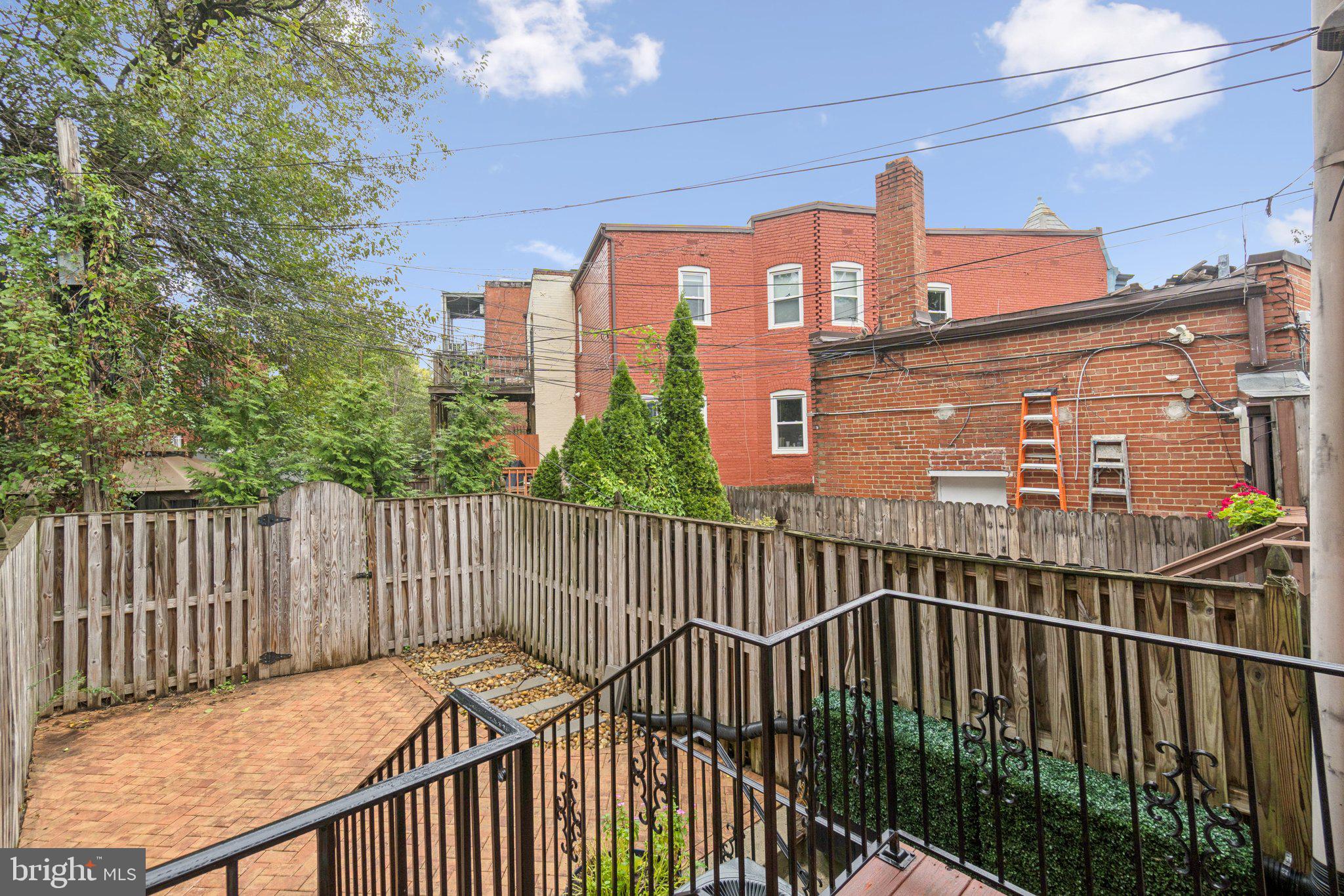 728 MARYLAND AVENUE NE