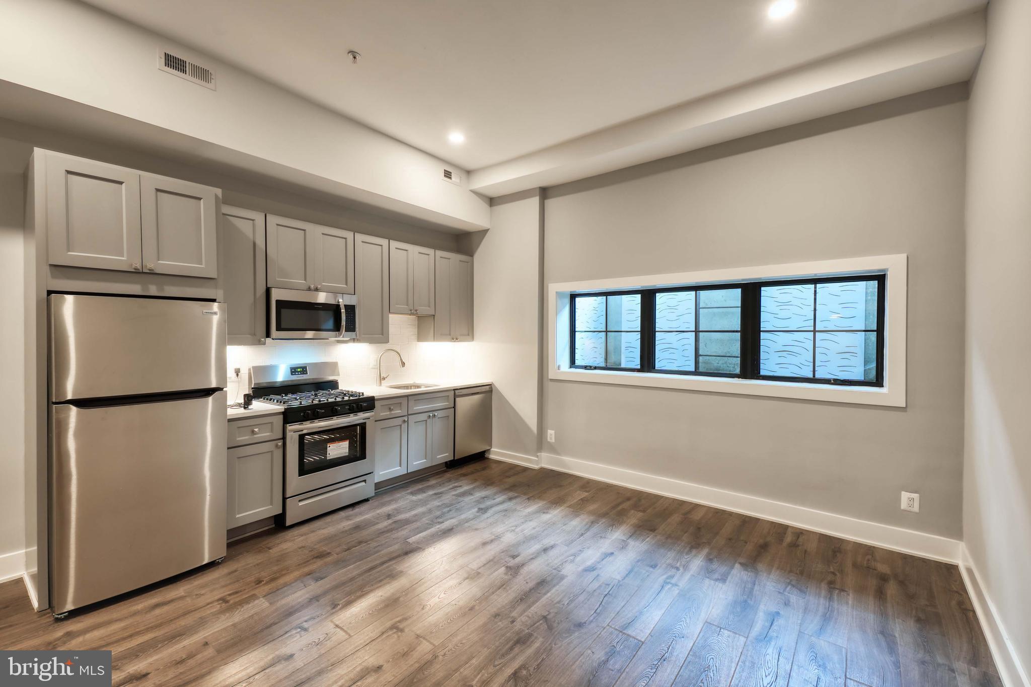 2013 BENNING ROAD NE 1