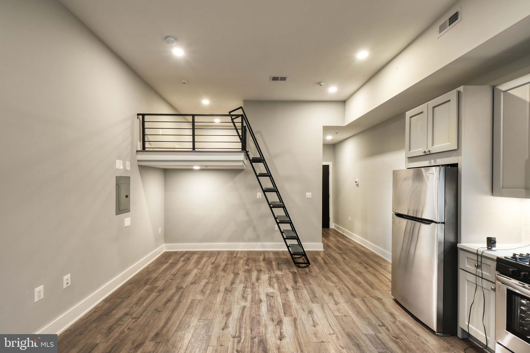 2013 BENNING ROAD NE 1