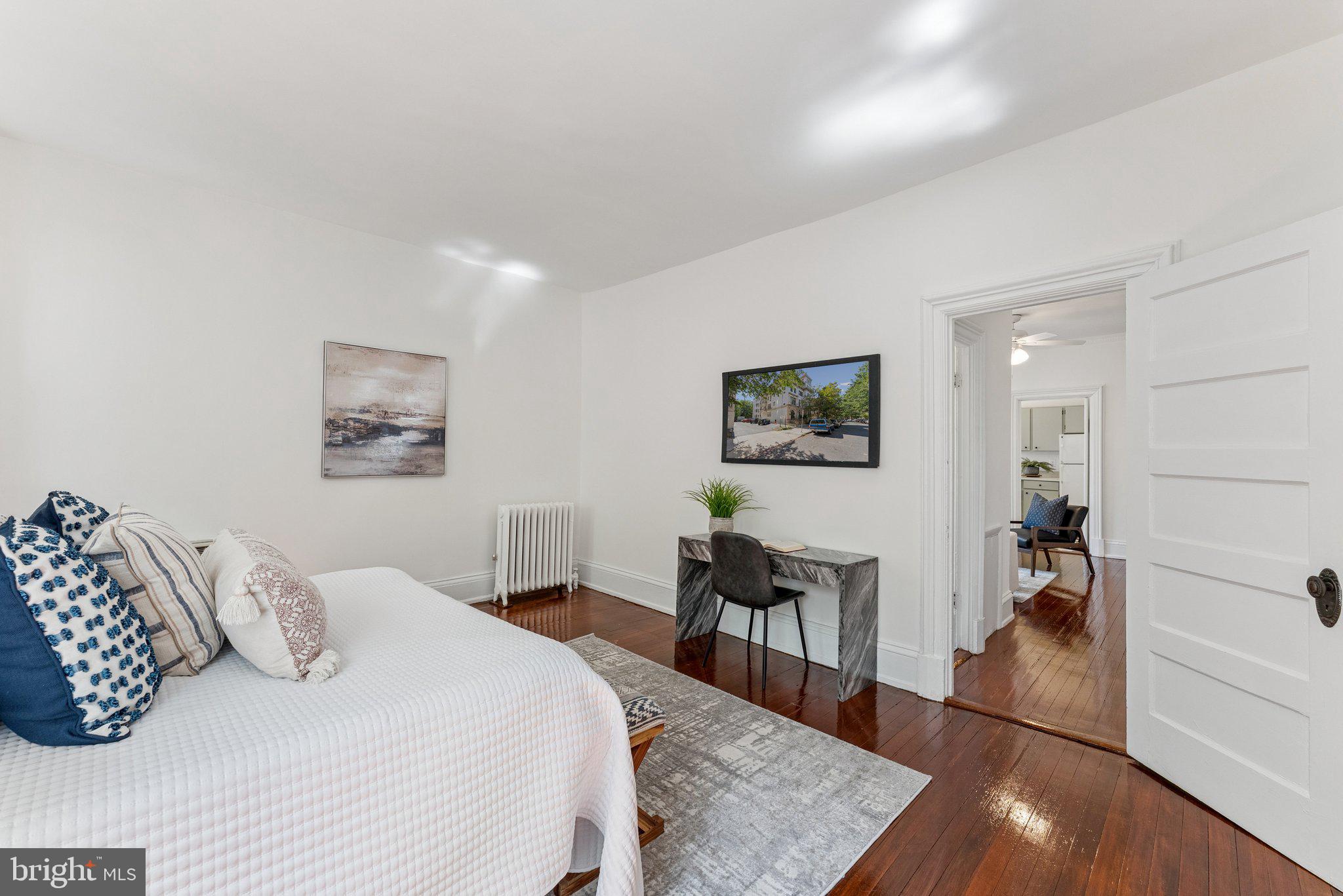 1840 MINTWOOD PLACE NW 203