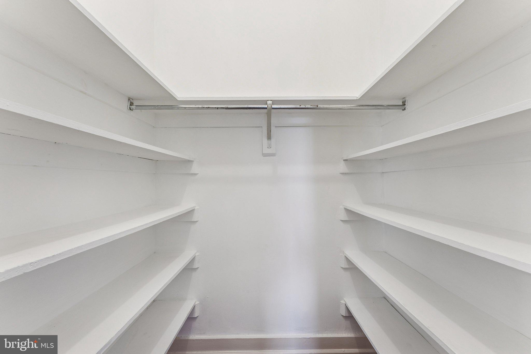 1840 MINTWOOD PLACE NW 203