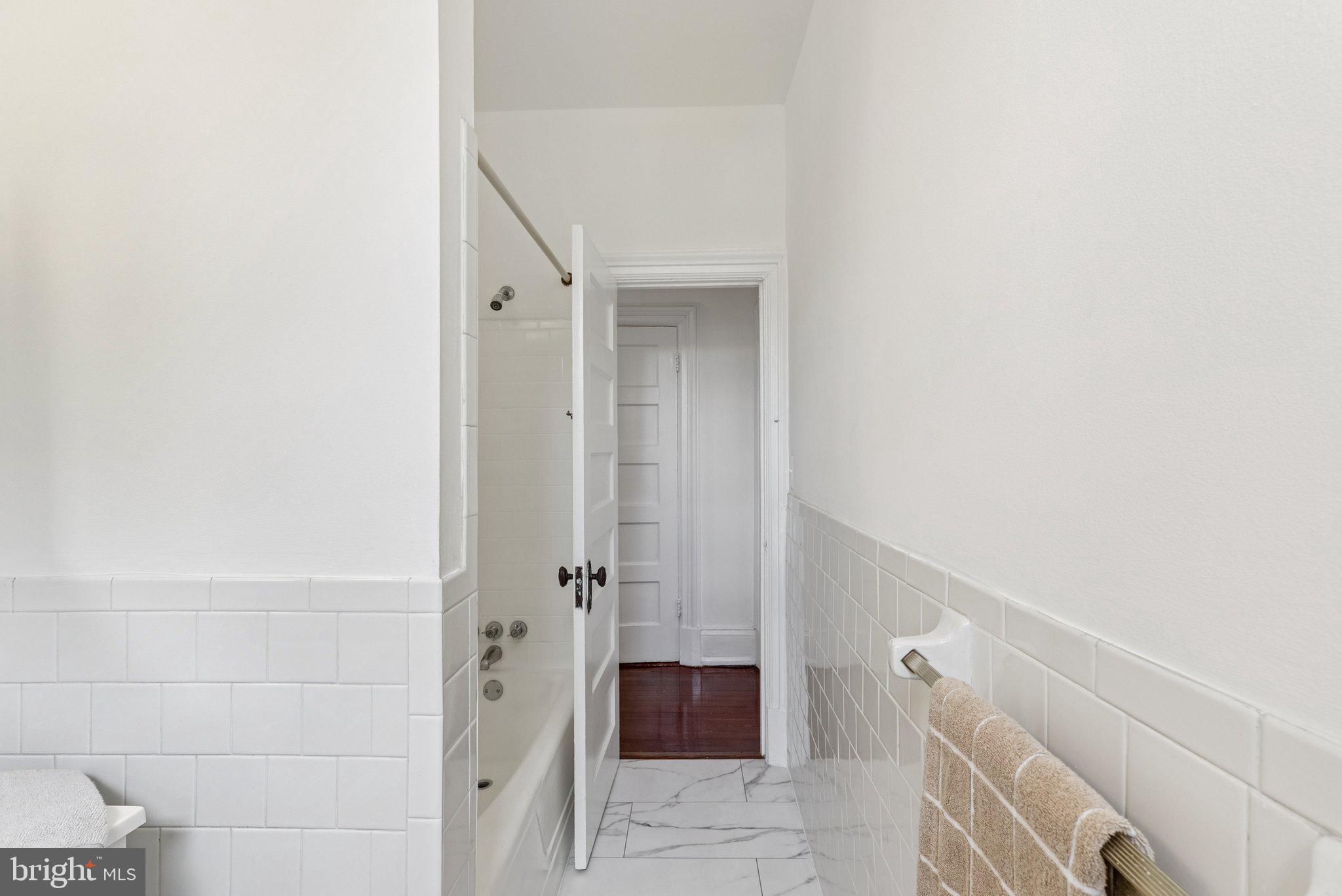 1840 MINTWOOD PLACE NW 203