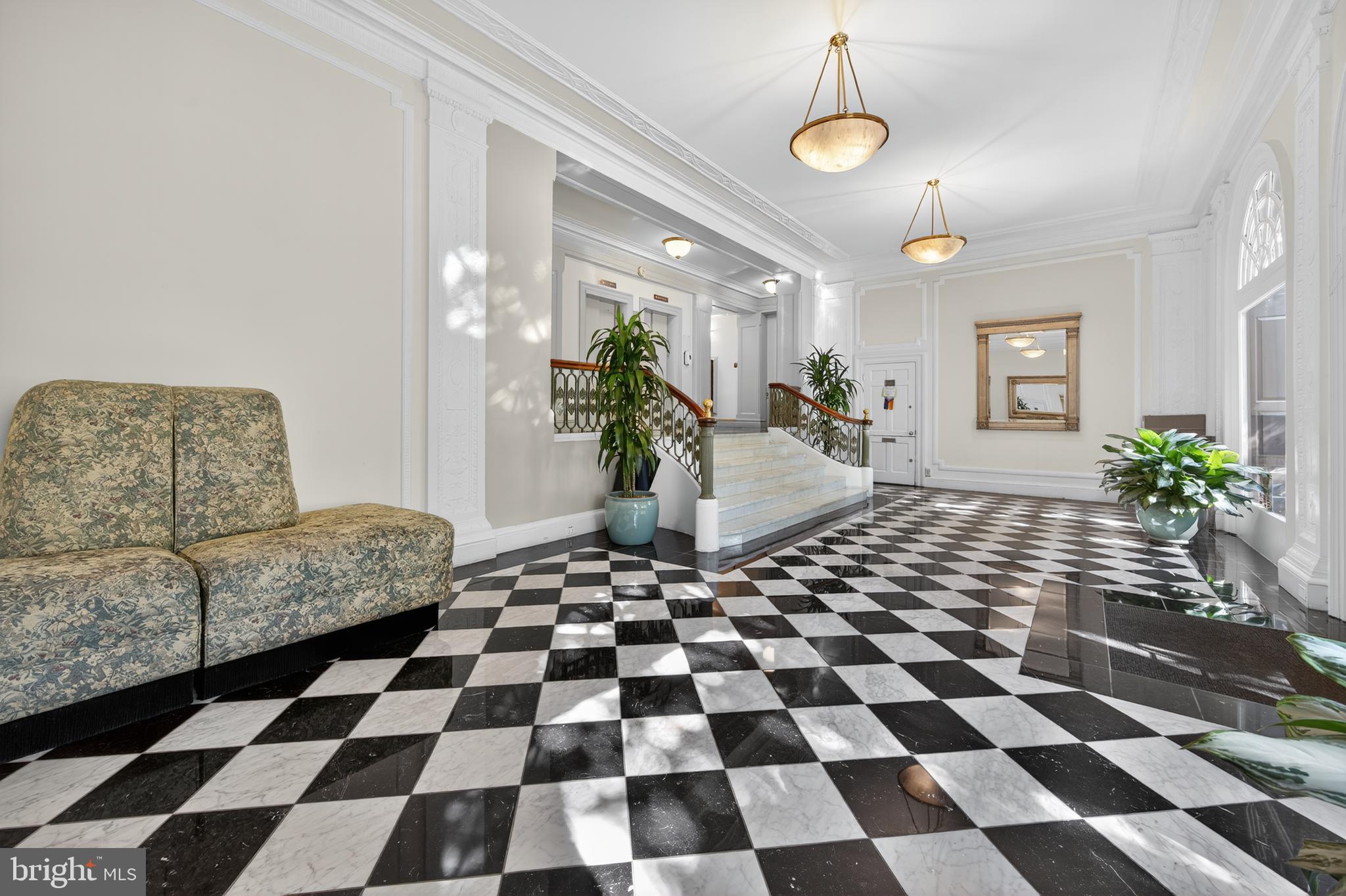 1514 17TH STREET NW B6