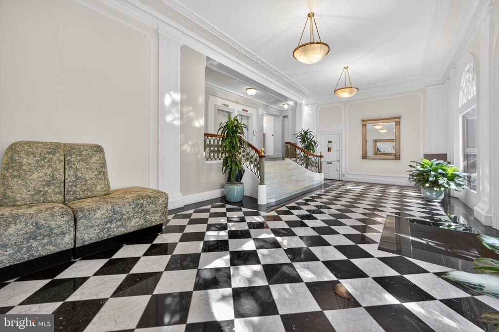 1514 17TH STREET NW B6