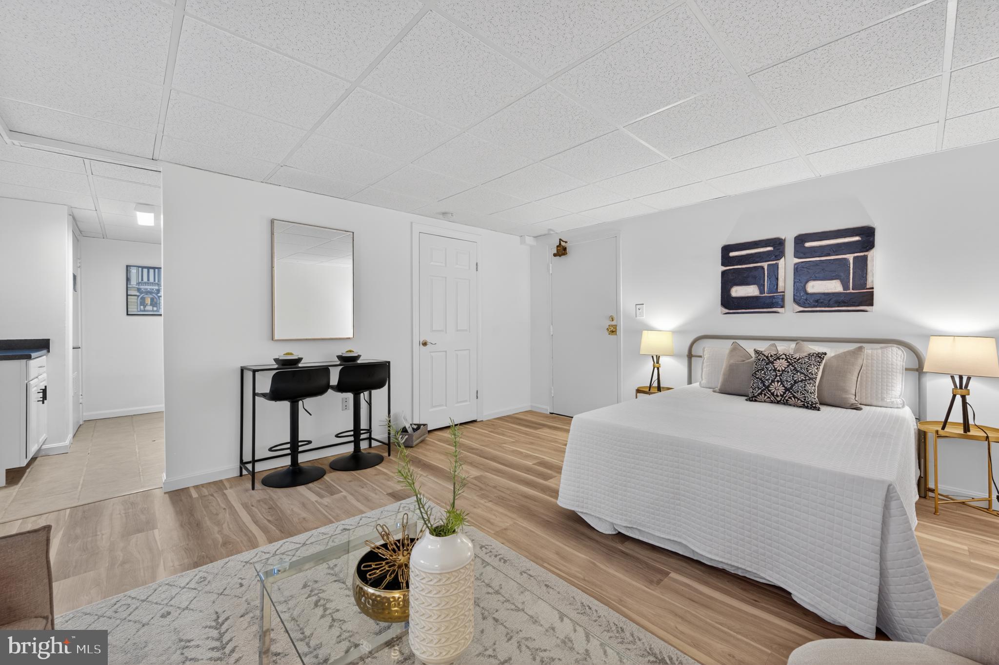 1514 17TH STREET NW B6