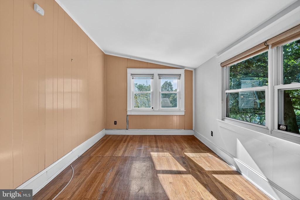213 VAN BUREN STREET NW