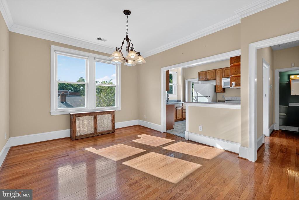 213 VAN BUREN STREET NW