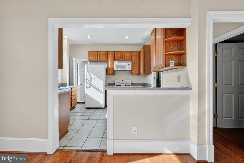 213 VAN BUREN STREET NW