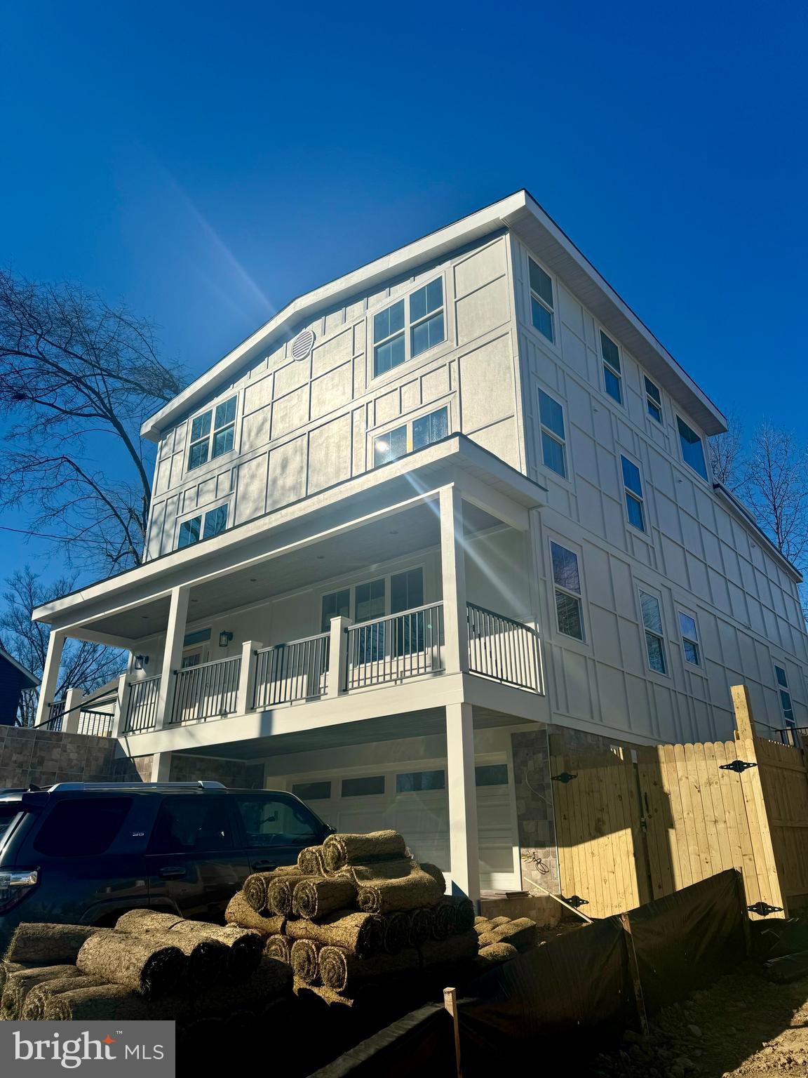 2902 VISTA STREET NE