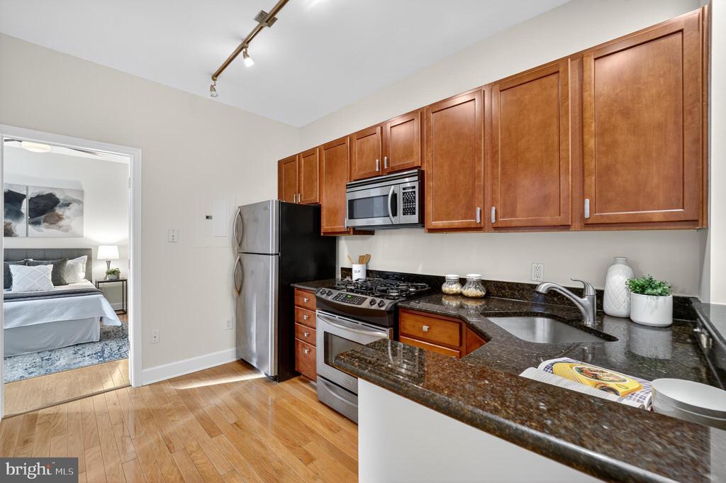 1418 W STREET NW 202