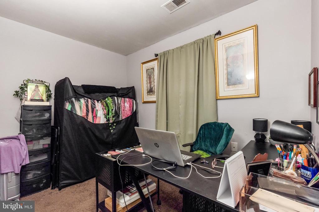 3814 V STREET SE 101