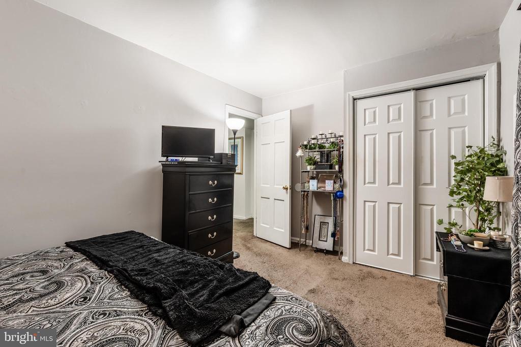 3814 V STREET SE 101