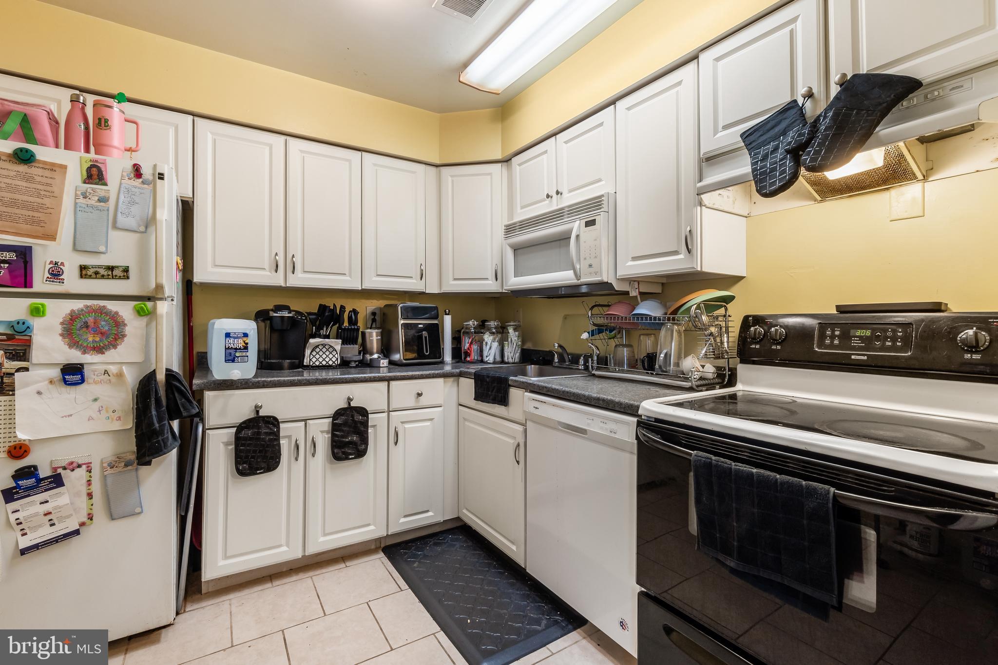 3814 V STREET SE 101