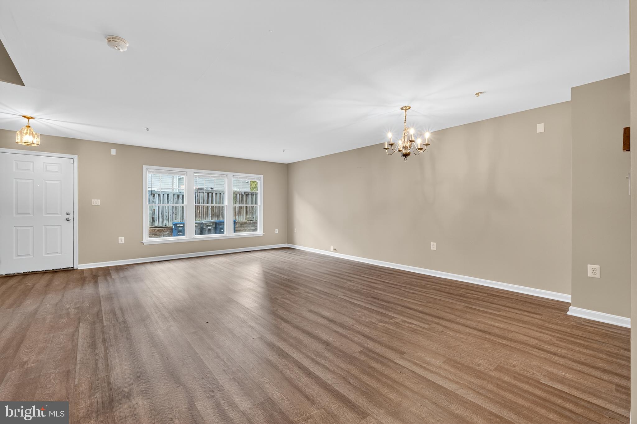 831 MARJORIE COURT SE