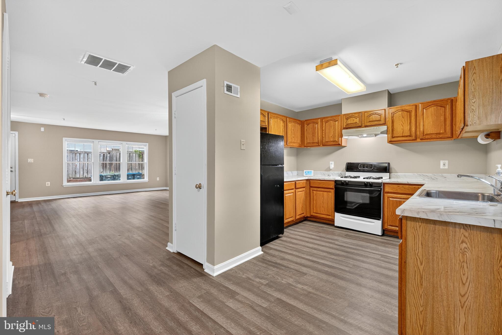 831 MARJORIE COURT SE