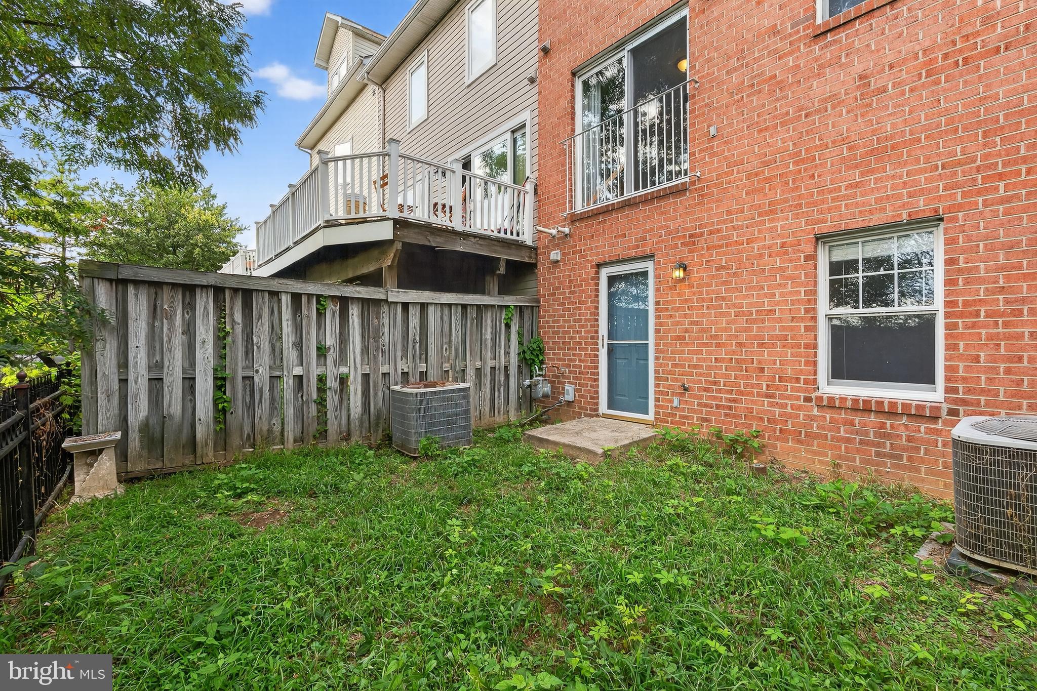 831 MARJORIE COURT SE