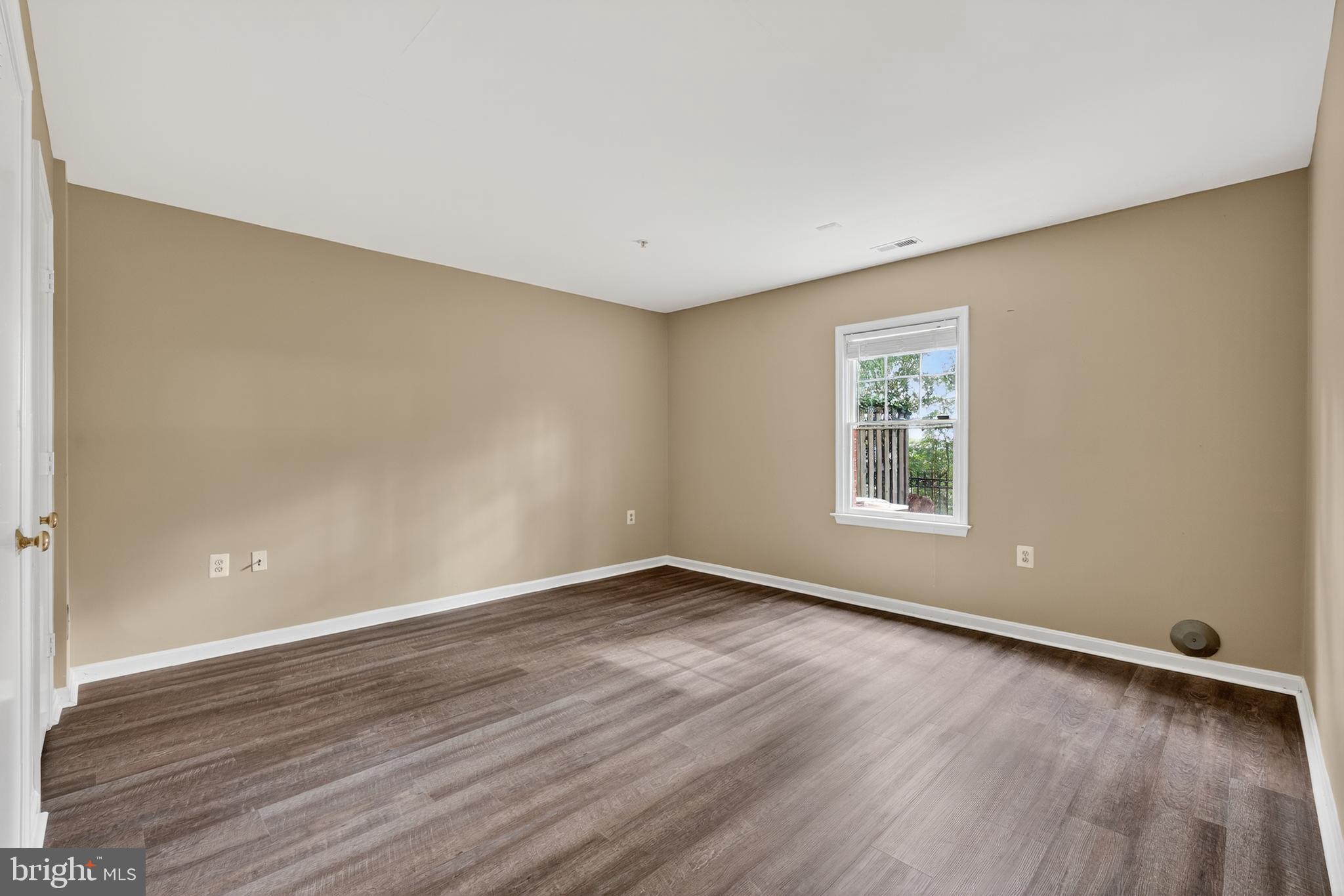 831 MARJORIE COURT SE