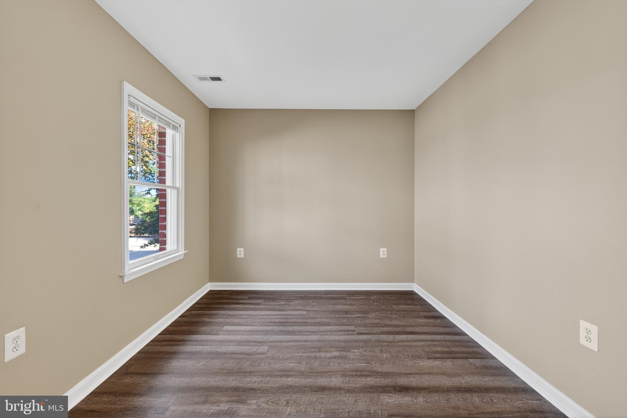 831 MARJORIE COURT SE