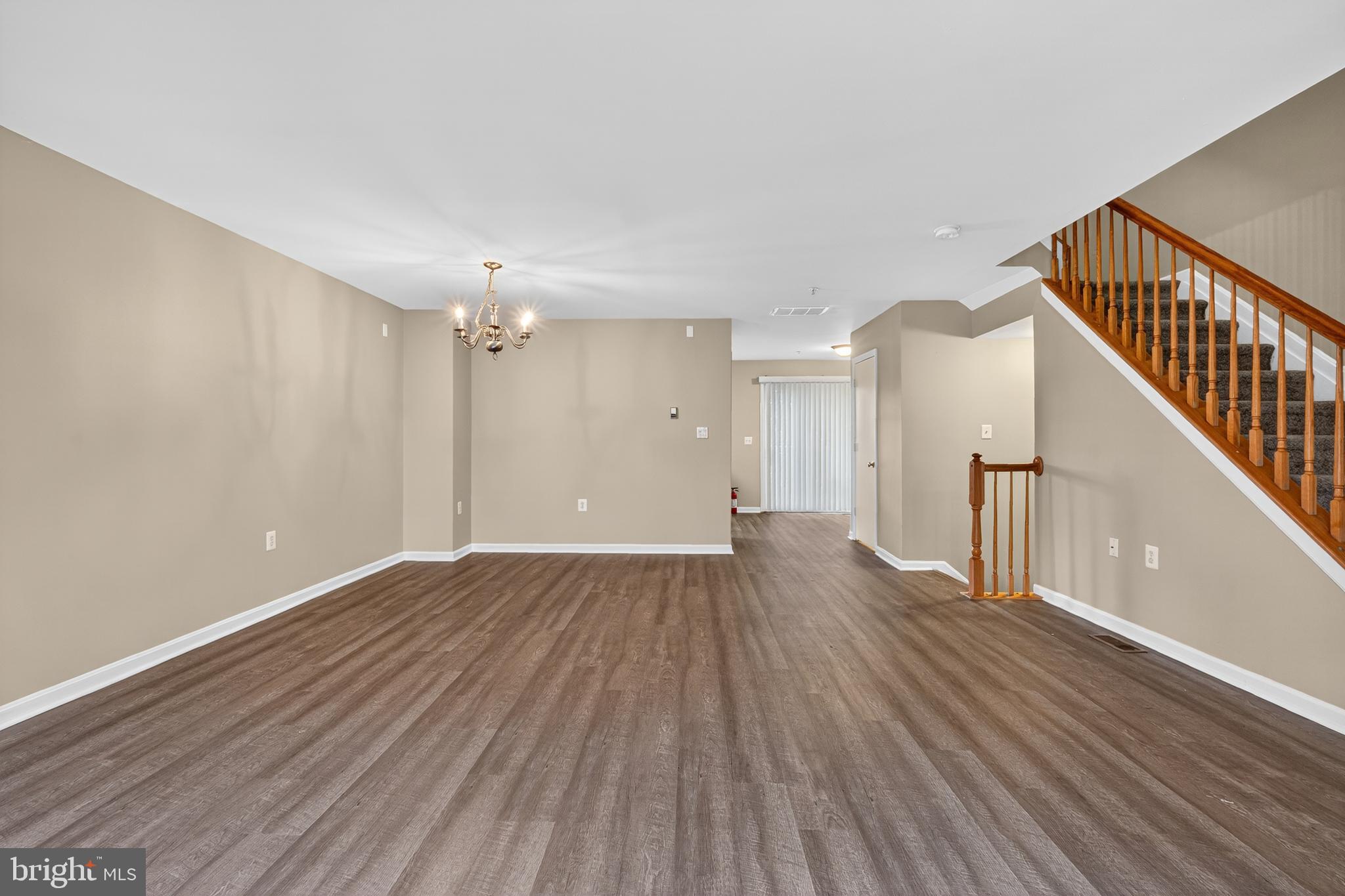 831 MARJORIE COURT SE