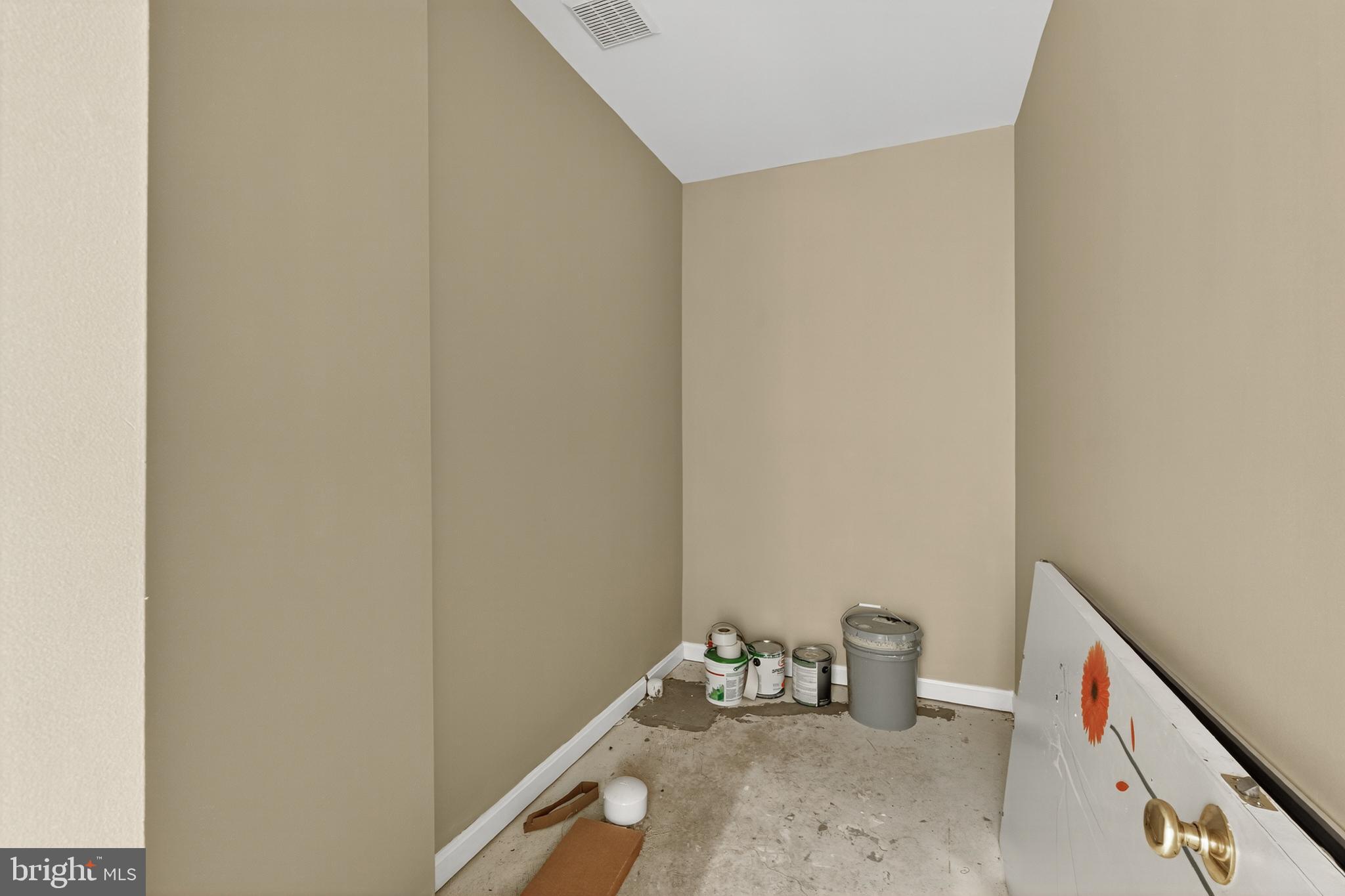 831 MARJORIE COURT SE