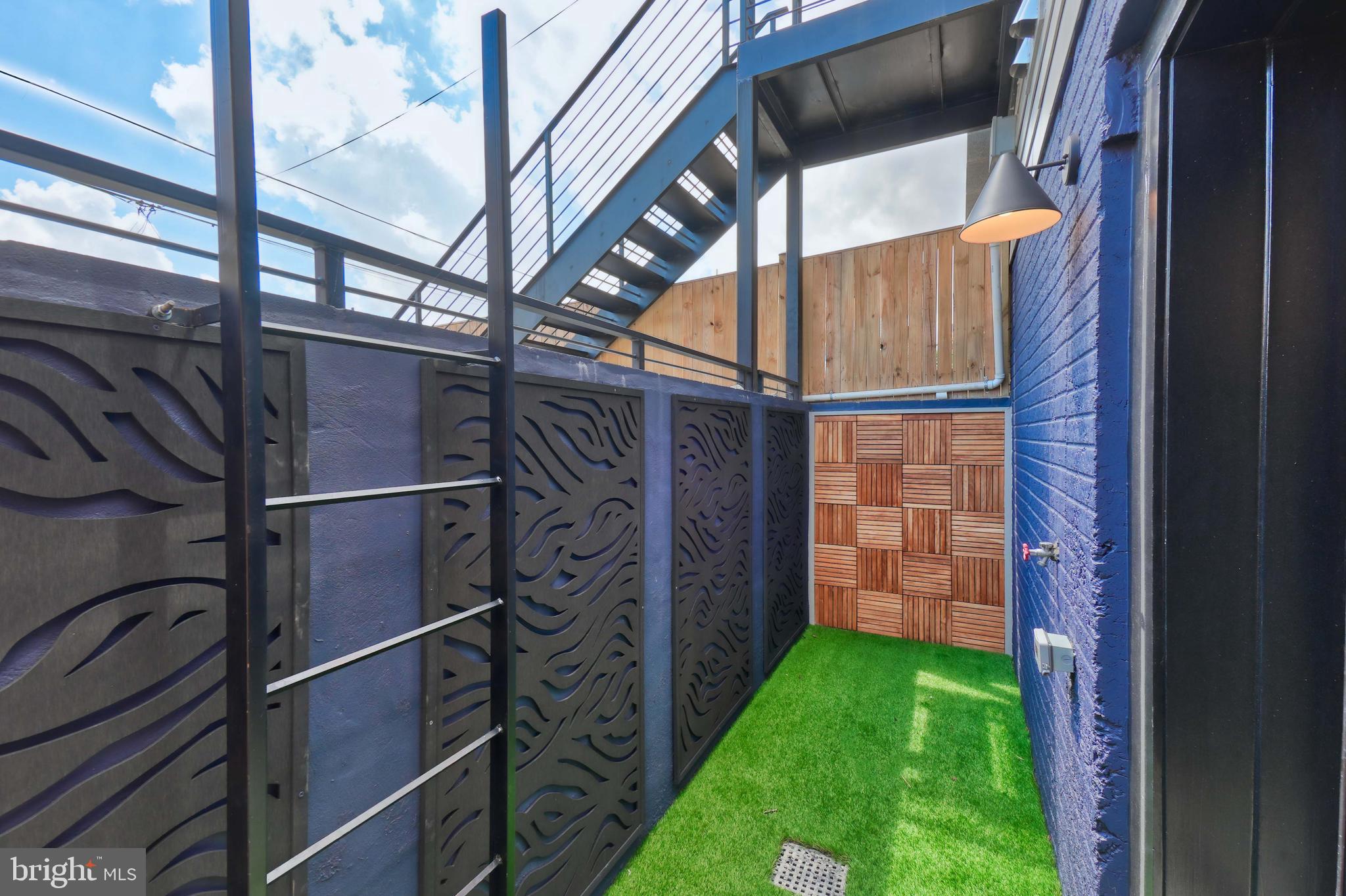 2013 BENNING ROAD NE 3