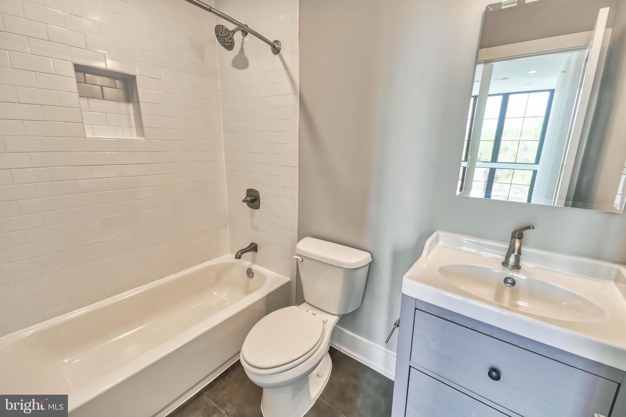 2013 BENNING ROAD NE 3