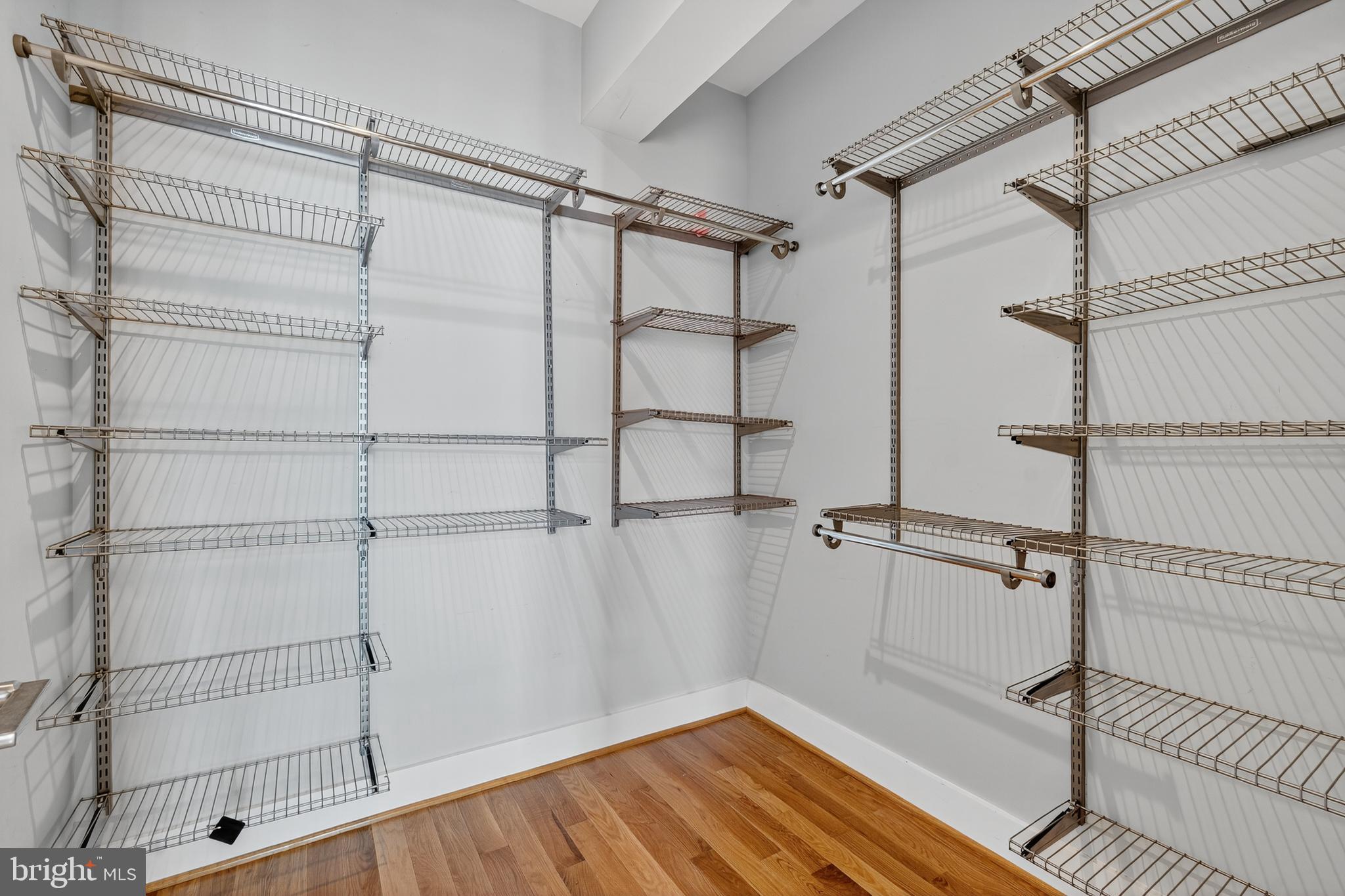 638 NEWTON PLACE NW 638B