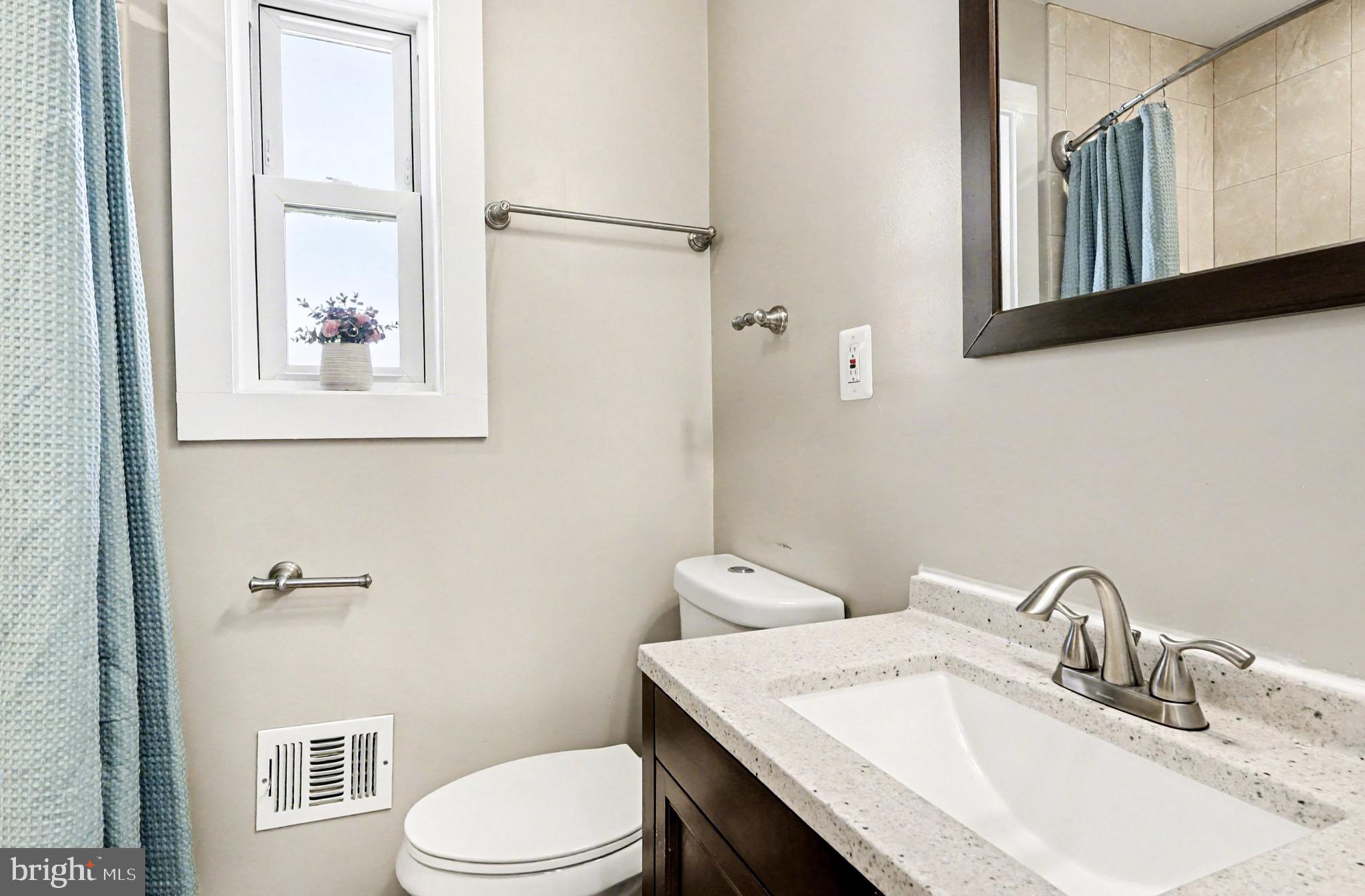 131 Darrington St SW DARRINGTON STREET SW