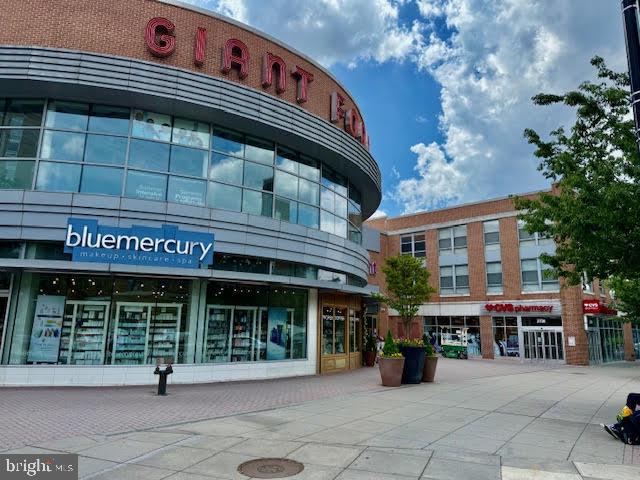 3440 39TH STREET NW D694