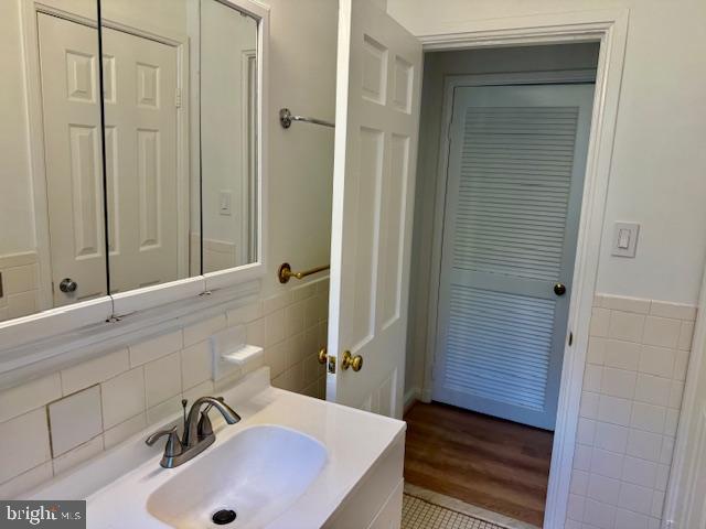 3440 39TH STREET NW D694