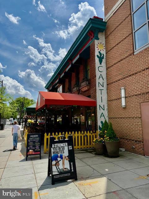 3440 39TH STREET NW D694
