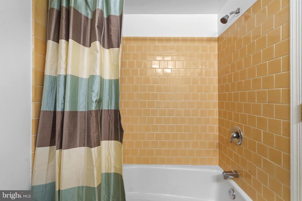 936 T STREET NW UNIT B