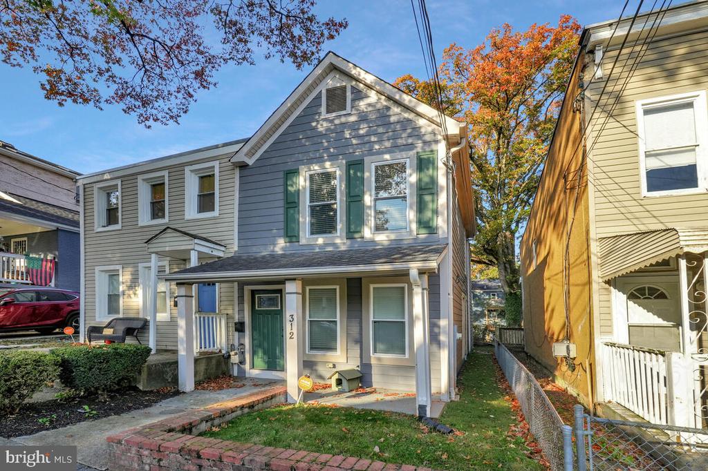 312 57TH STREET NE