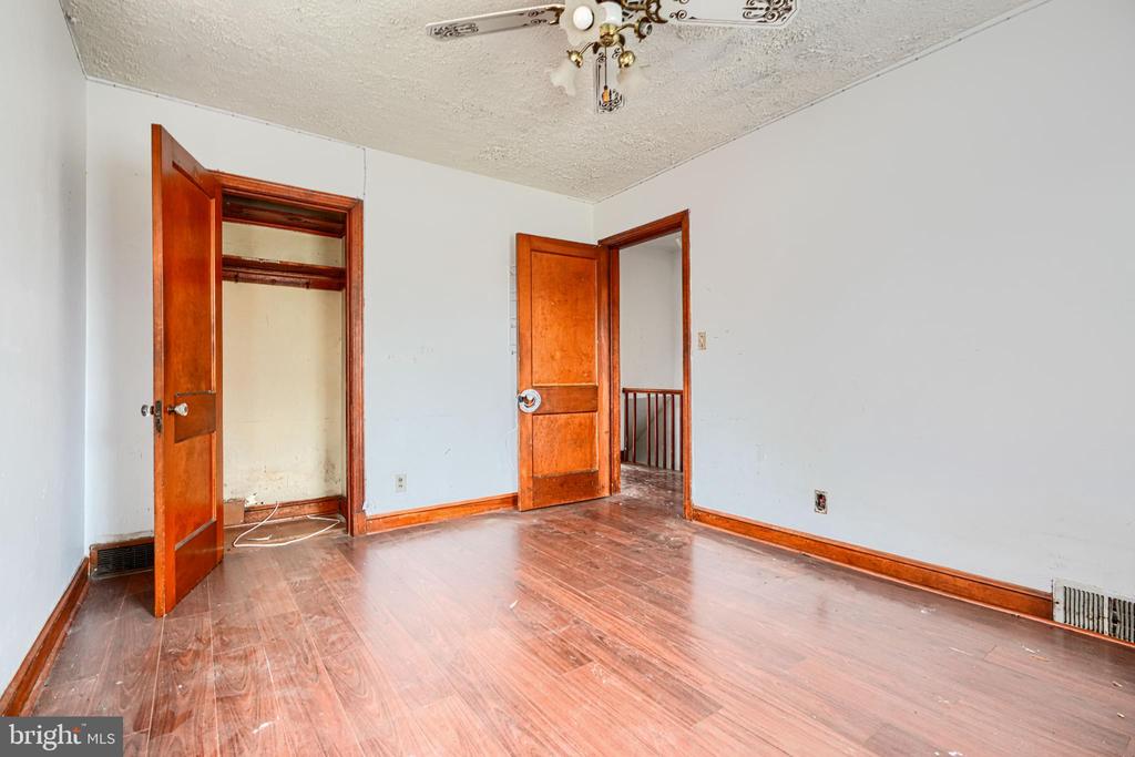 1904 U PLACE SE