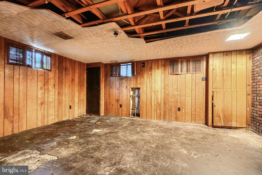 1904 U PLACE SE