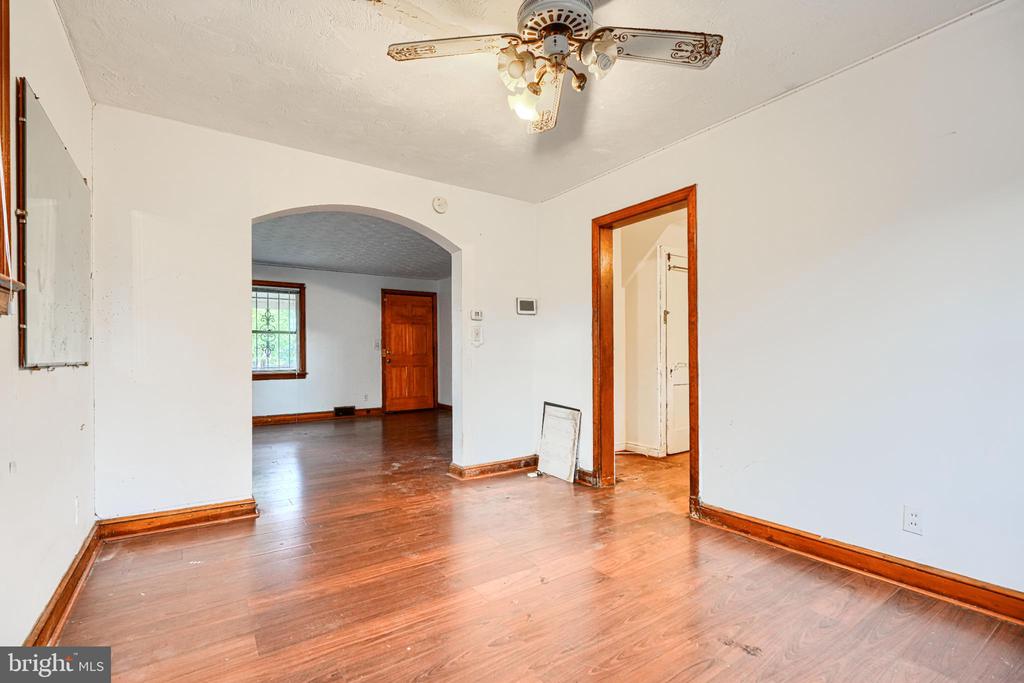 1904 U PLACE SE