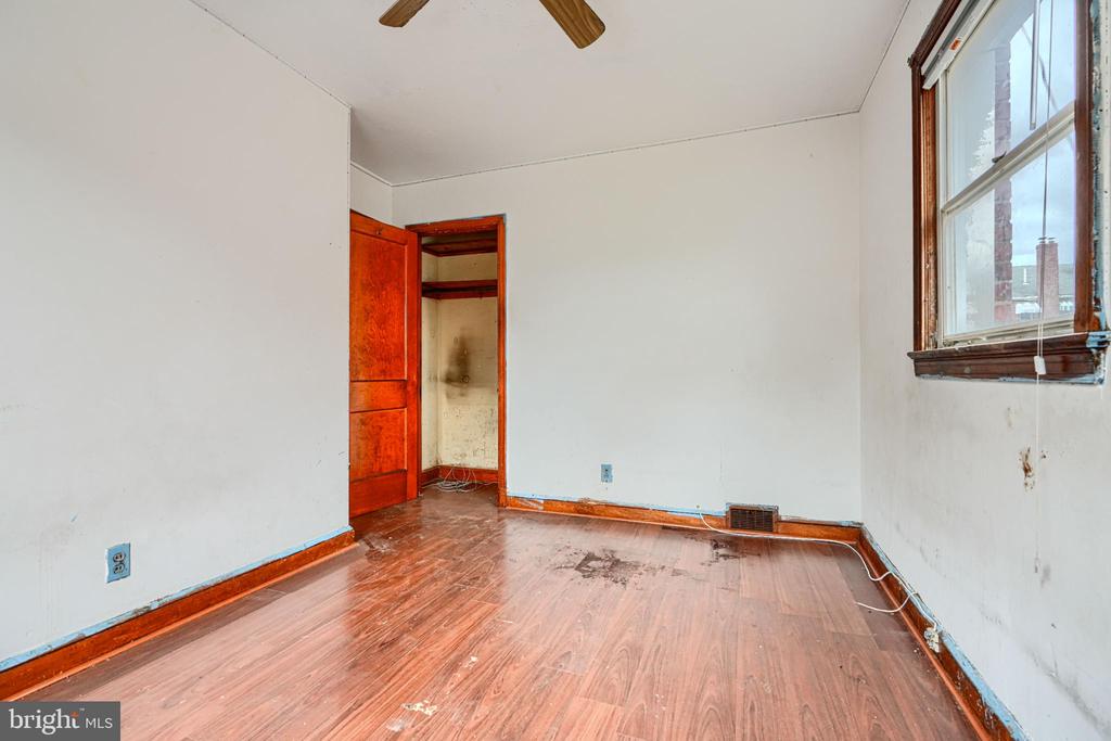 1904 U PLACE SE