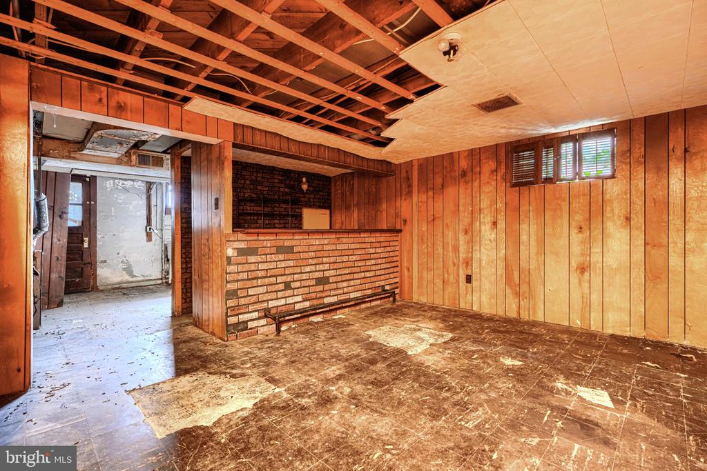 1904 U PLACE SE