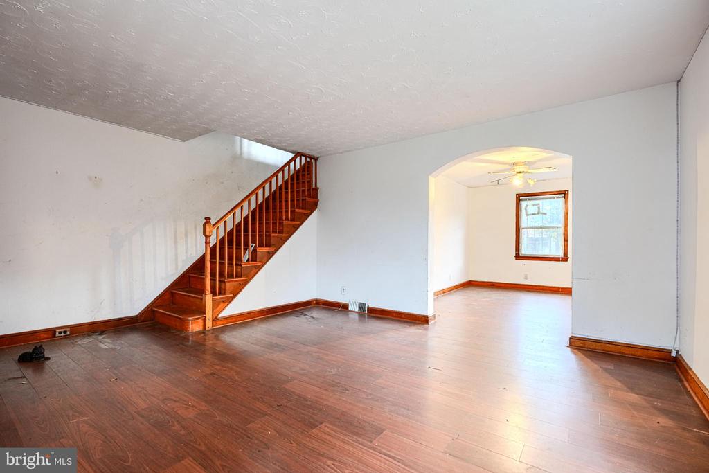 1904 U PLACE SE