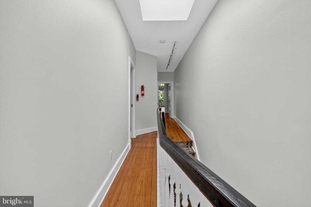 1427 MONROE STREET NW UPPER