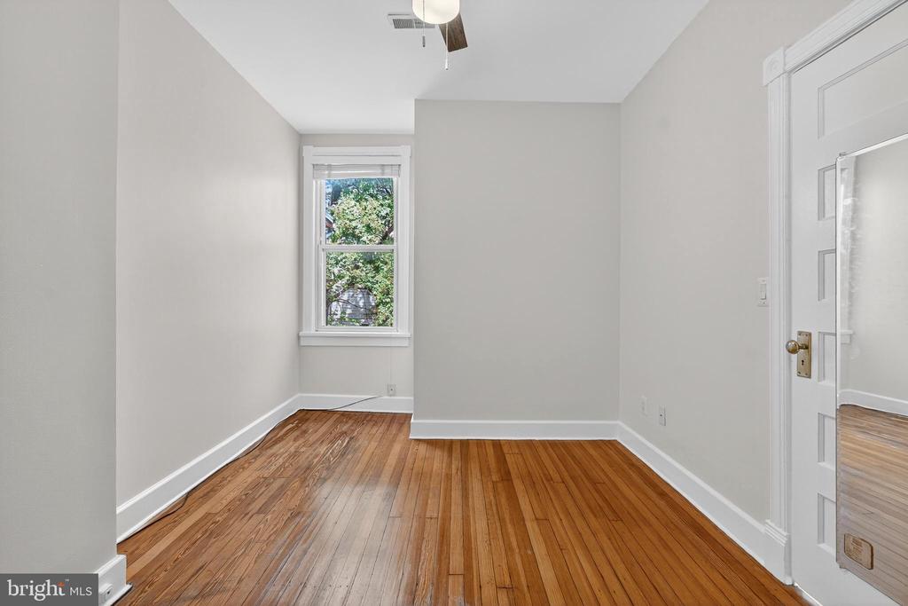 1427 MONROE STREET NW UPPER