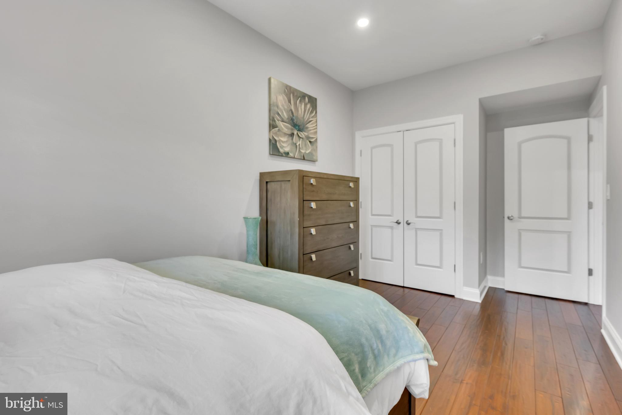 1167 MORSE STREET NE 1