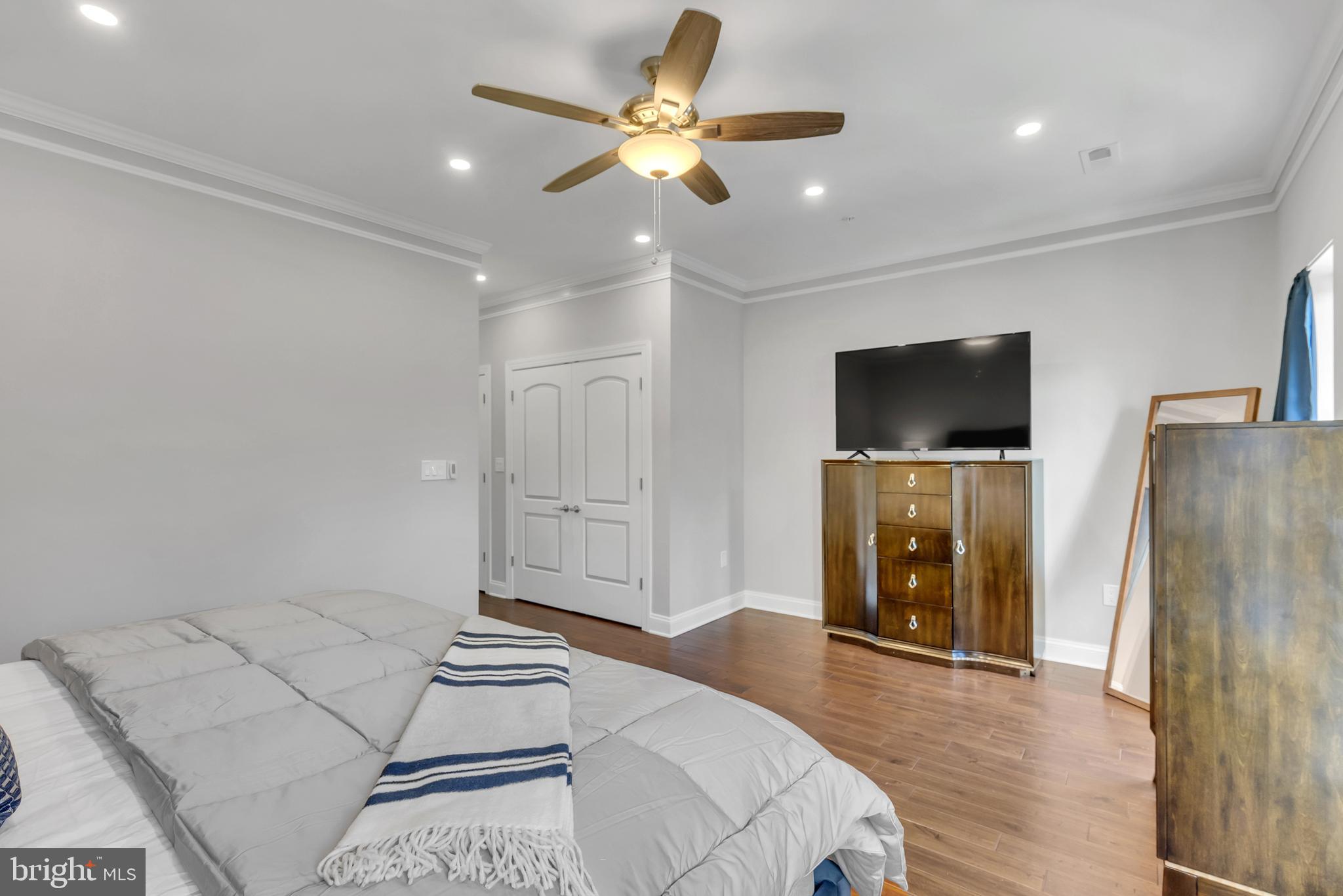 1167 MORSE STREET NE 1