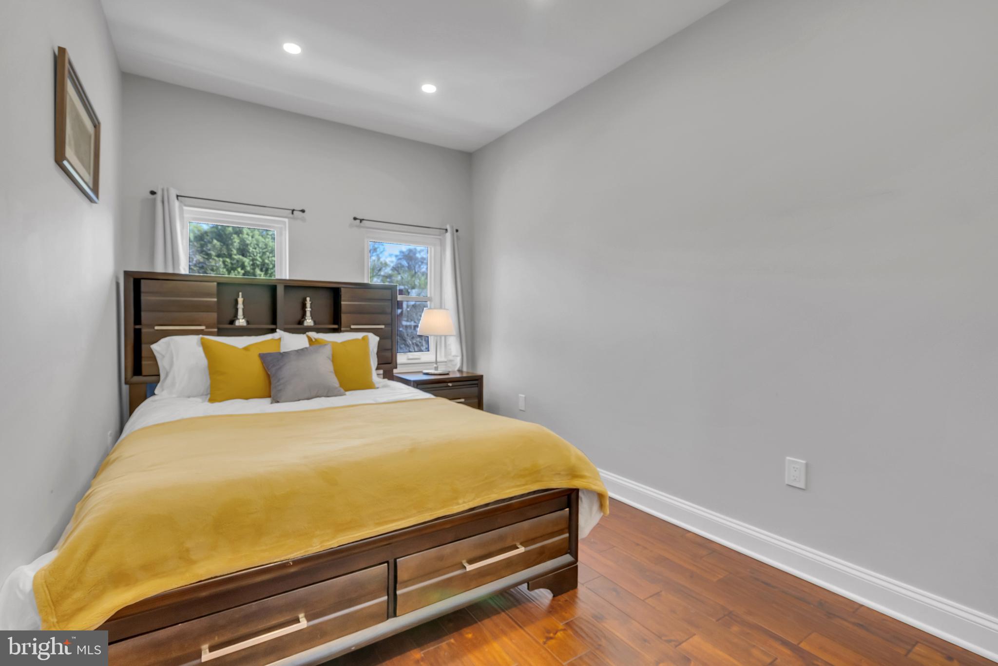 1167 MORSE STREET NE 1